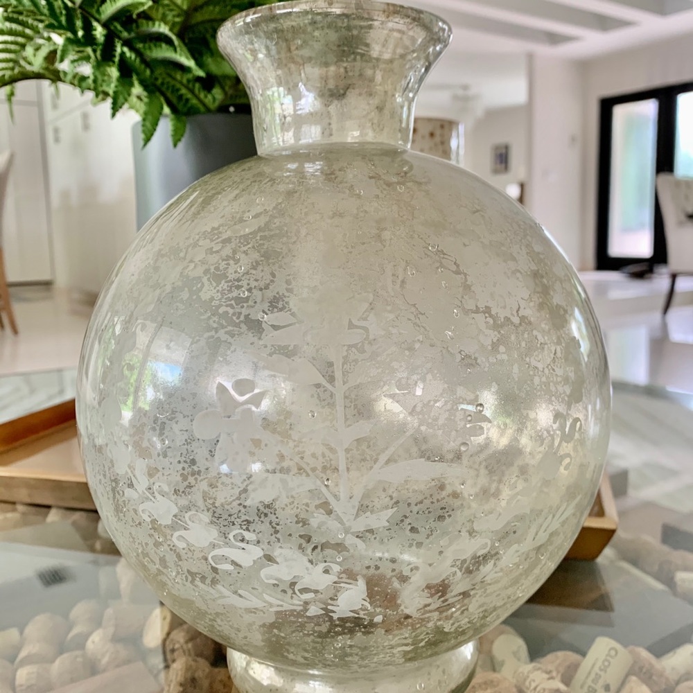 Beautiful Glass vase